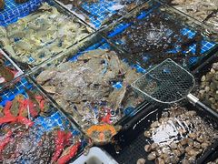 -霞涌市场海鲜摆卖区