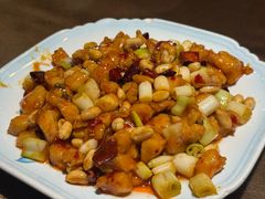 -东口码头·烧鸽子·鱼头泡饼·地方菜(金鹰悦城店)