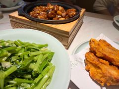 -荷花亭·湖北融合菜(中商广场店)