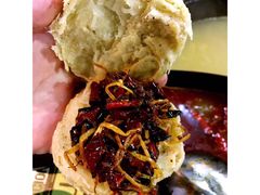 -椒点传统串串香