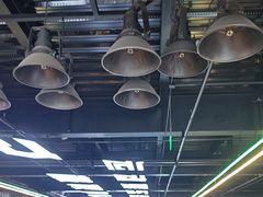 -极限PLAY运动娱乐新世界·团建派对潮玩休闲馆·室内蹦极高空游乐园