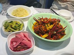 -靓虾二哥长沙地标小龙虾(五一广场店)