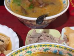 -金杨拉面王小吃面馆·牛三宝面·红烧牛肉粉