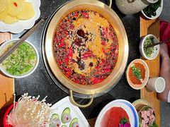 -潮火锅·麻辣牛肉火锅(观音桥方圆·LIVE店)