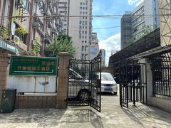 -王朝大酒店徐汇店-地面停车场