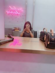 -茶发Salon·烫发染发理发