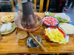 -东镇老火锅(长春路首店)