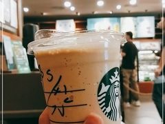 -星巴克(广州正佳广场4层店)