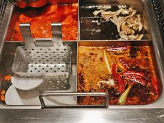 -海底捞火锅鲜切牛肉主题店(长寿路店)