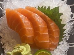 三文鱼腩刺身-熊藏居酒屋(kkone店)