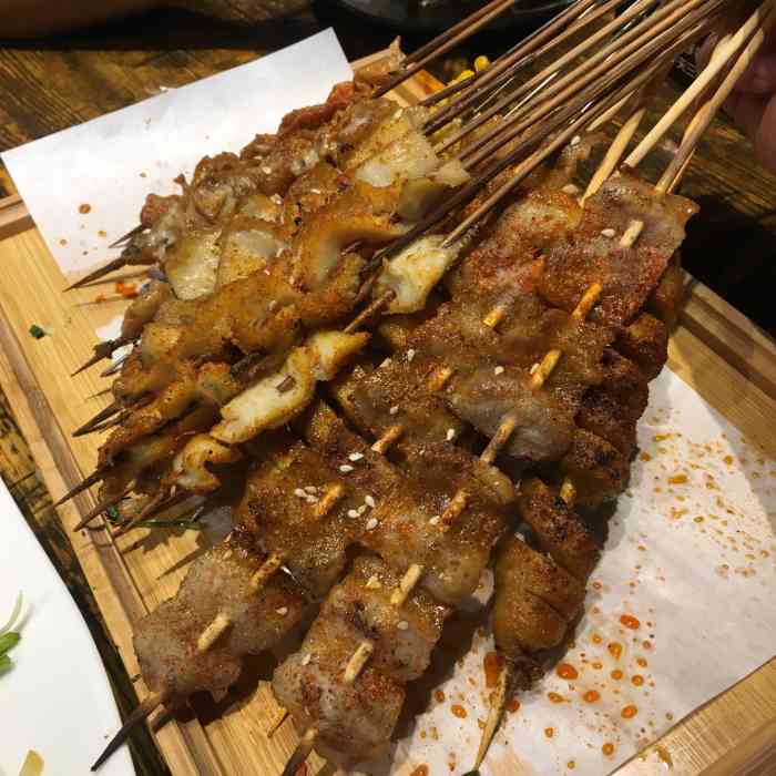 你瞅啥东北烧烤(夏湾店)-"一家味道很正宗的东北烧烤 有个可以一直加.