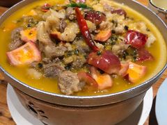 -老滇山寨•云南特色菜•地方菜•民族风情歌舞表演(金碧店)