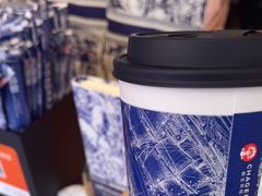 -霸王茶姬(上海静安大悦城店)