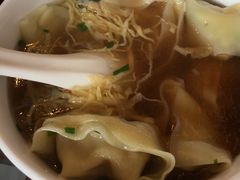 -笑来喜馄饨小笼工坊店(湖滨街店)
