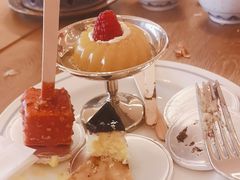 -咖啡苑自助餐厅·中国大饭店