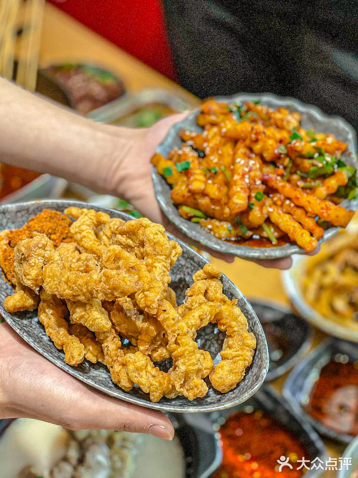 你和成都的距离只差一个付小姐☝️人均70