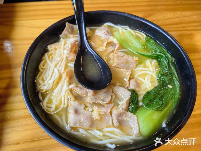 勺子米线·云南传统小吃市集(四方街店)图片