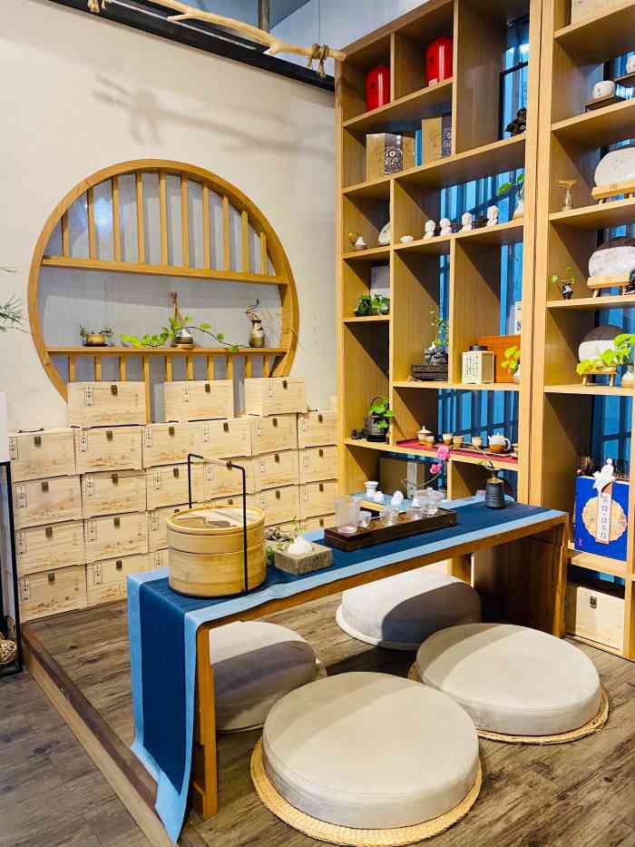 三千茶农茶生活馆(绿地店)-"在这寒冷的冬季,我们在暖暖的茶馆里喝一