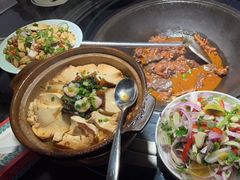 -挂旗柴锅鸡(蚌山区嘉年华店)