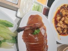 至尊招牌烤鸭-大碗居·烤鸭·鱼头泡饼(天坛东门店)