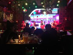 -爱啤精酿·民谣酒馆(滨江店)