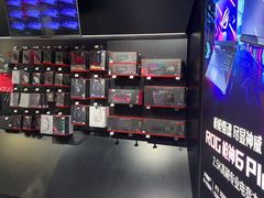 -ROG玩家国度(美罗城店)