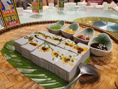 巴马·泉水黑豆腐-壮乡楼民俗文化苑(李宁体育园店)