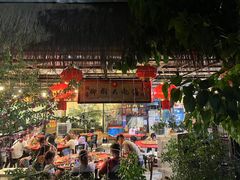 -大树下海鲜饭店