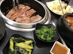 -满都拉碳火烤肉(文苑路店)