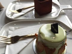 -UNI UNI(环亚凯瑟琳店)