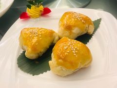 蜜汁叉烧酥-海逸海鲜酒家(古北店)