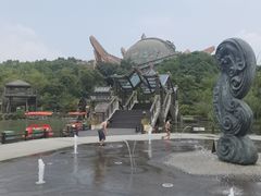 -茅山东方盐湖城景区