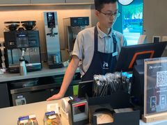 -瑞幸咖啡(三里屯SOHO-6号楼店)