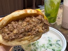 -穆得·老周家牛肉烧饼(普利街店)