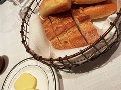 -Wolfgang’s Steakhouse 沃夫冈牛排馆(上海白玉兰广场店)