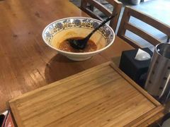 靠窗位-腰子哥烤串(石佛营炫特店)