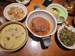-蛮佬拾·乡里土菜馆(河西王府井店)