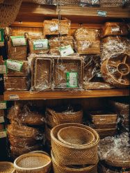 -百荣二期玩具城