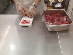 -浪里寻·臻牛养生牛肉火锅(方圆荟店)