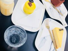 -UNI UNI(环亚凯瑟琳店)