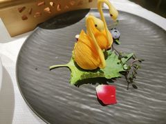 榴莲天鹅酥-YUNHE秐合· 雅致浙宴(西溪店)