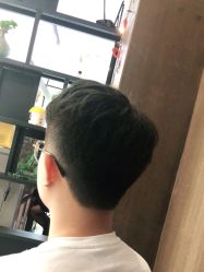 -首脑美发沙龙