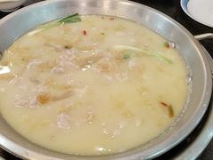 -老来福·非遗酸汤兔(凯旋路店)
