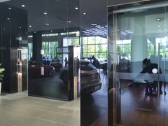 -奔驰上海利星(七宝店)