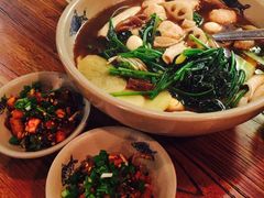 -鸿通城购物中心