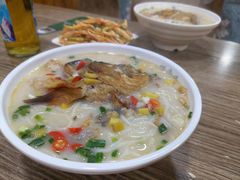 -长沙锅小小鱼粉(蓝色港湾店)