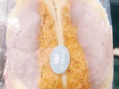-沁屋面包店(人民东路店)
