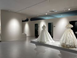 -全城热恋婚纱摄影(优质钻石店)