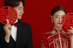 -上花轿婚纱摄影