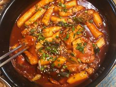 韩式炒年糕-富乐满韩国正宗炸鸡韩国料理(虹泉路店)